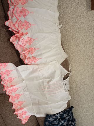 Pijama azul y blanco...10€ cada uno.