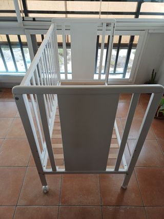Cuna blanca + colchón