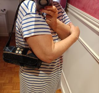 Bolso de fiesta negro con abalorios