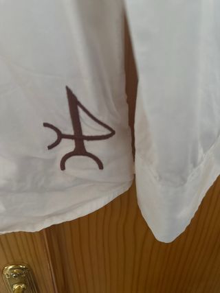 Camisa Vale Cuatro Mujer Adornos