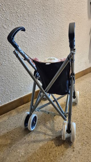 Carrito de muñecas La Nina