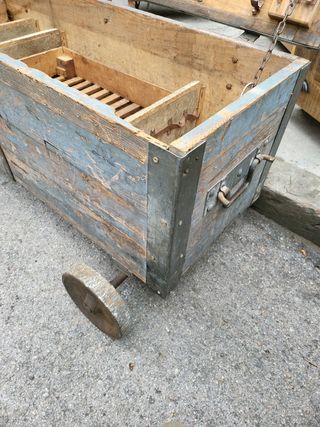 Baúl industrial madera y metal