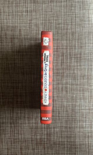 Diario de Greg 1 - Un pringao total