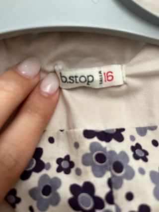 Gabardina niña beige