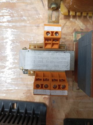 Transformadores Elétricos Varias Tensiones