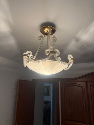 Lámpara colgante de cristal y metal