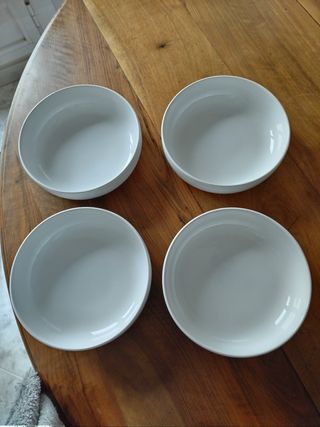 4 Platos hondos/cuencos blancos de loza Portuguesa