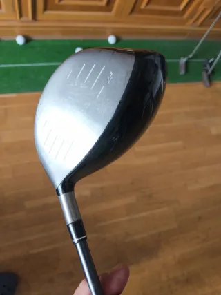 Driver TaylorMade R7 10.5 más hierro 9