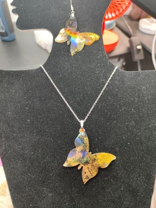 Set orecchini e collana farfalla