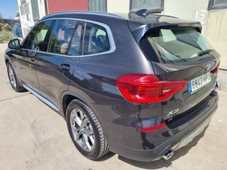 Se vende BMW X3 del año 2018 motor 2.5 231cv
