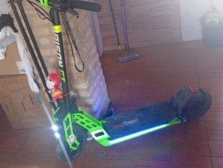 Patinete Eléctrico Ecoextrem Bison GT Flúor 