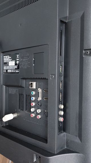 Televisión SONY Bravia KDL40EX710 de 40 pulgadas