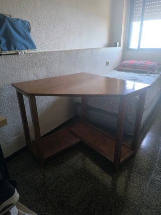 Escritorio de esquina de pino