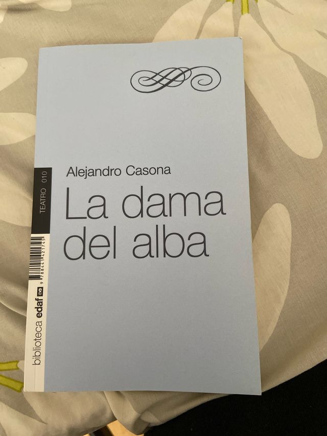 La Dama del Alba