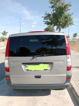 Mercedes-Benz Vito 2010