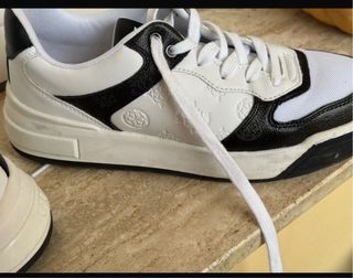 Scarpe Guess bianche e nere
