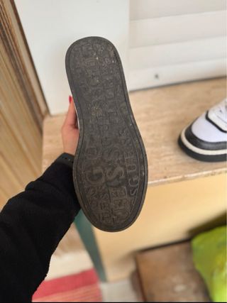 Scarpe Guess bianche e nere