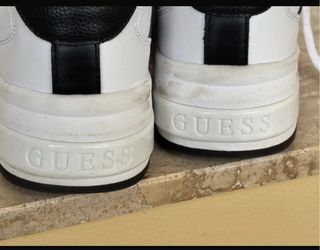 Scarpe Guess bianche e nere