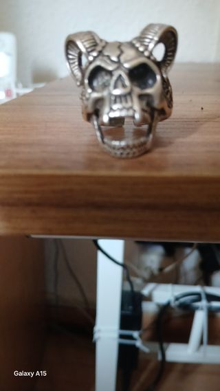 Anillo Calavera con Cuernos