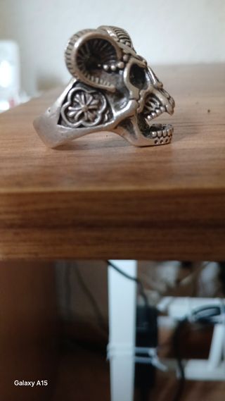 Anillo Calavera con Cuernos