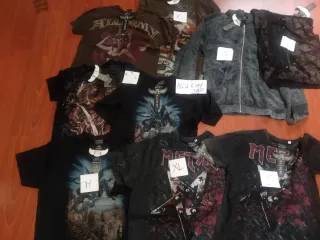 Lote Ropa: Camisetas y Sudaderas