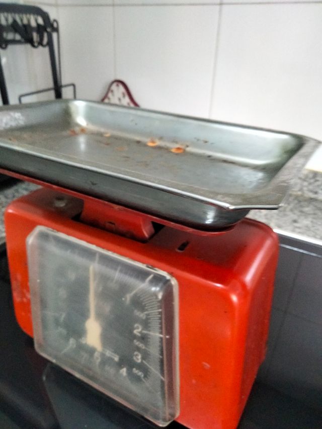Balanza antigua de cocina