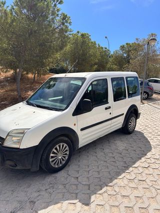Ford tourneo connect  2004