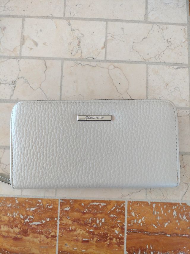 Portafoglio Stradivarius bianco