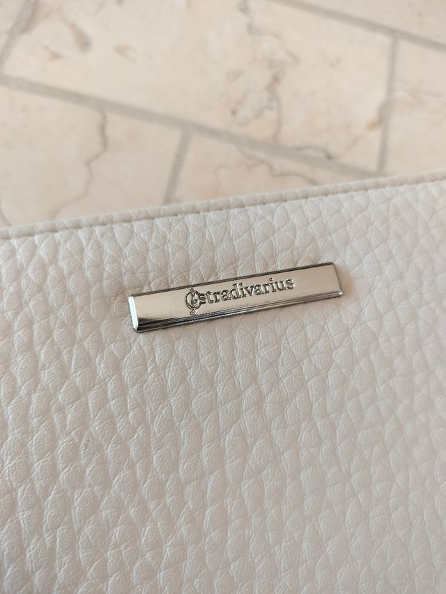 Portafoglio Stradivarius bianco