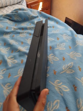 Sony PS4 Slim Negra