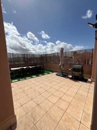 ÁTICO EN ONIL CON GRAN TERRAZA 