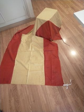 Bandera antigua para balcón