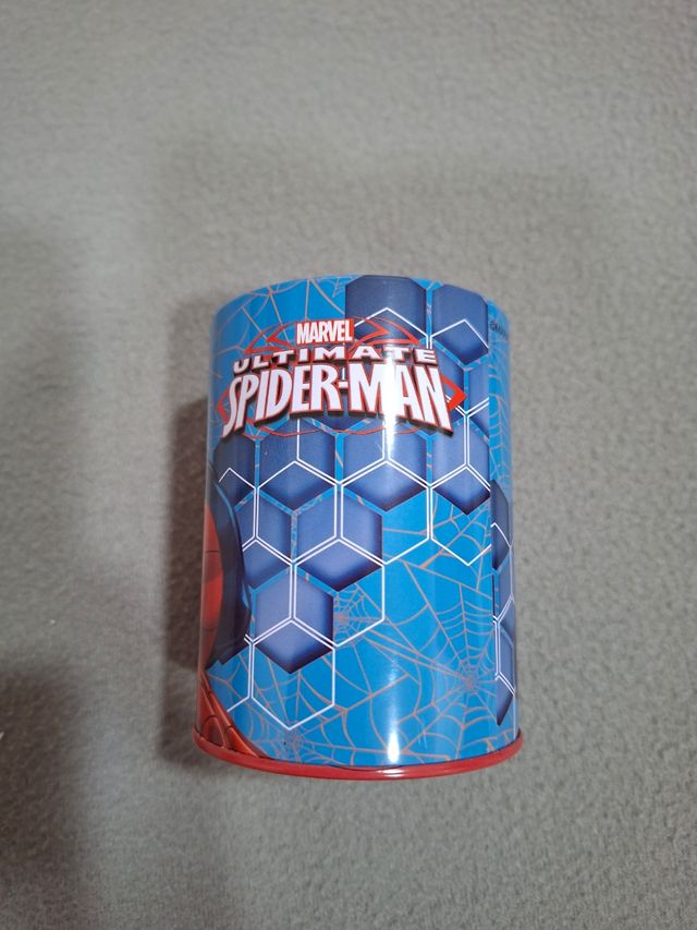 Spiderman + Batman + penna ET