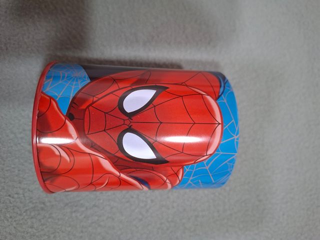 Spiderman + Batman + penna ET