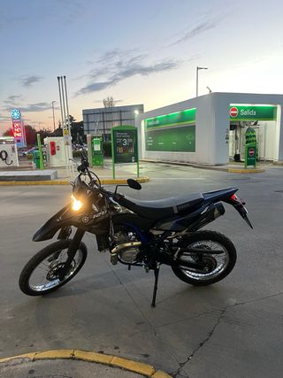 Moto Yamaha WR125