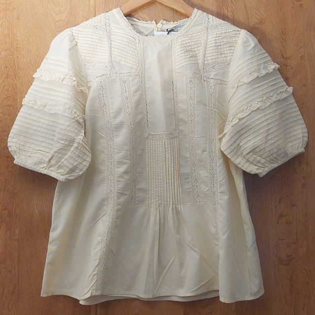 Blusa Zara Manga Abombada con Bordados Amarilla