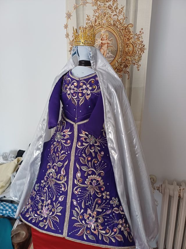 Saya bordada para Virgen (hasta 68 cm)oferta