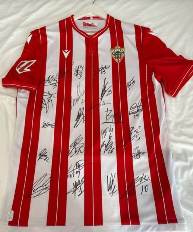 Camiseta UD Almería Firmada Temporada 25/26