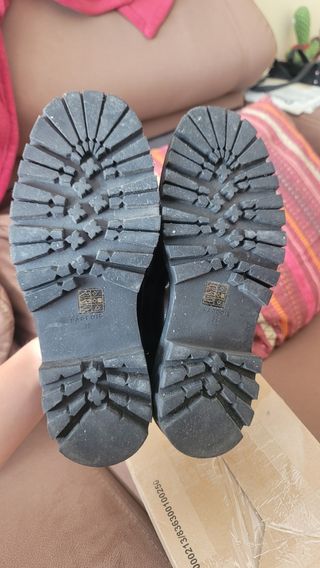 Mocasines Parfois negros suela track