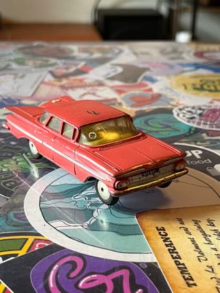 Corgi 220 Chevrolet Impala Rosso