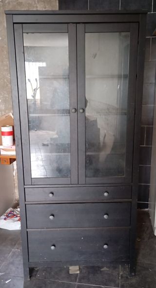 Vitrina Ikea Hemnes Negra