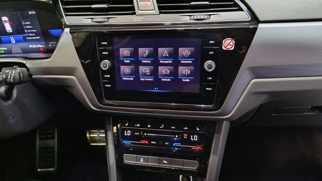 VOLKSWAGEN Touran Sport 2.0 TDI 110kW 150CV DSG
