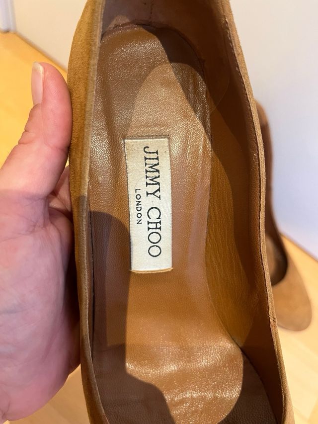 Salón Jimmy Choo Marrón