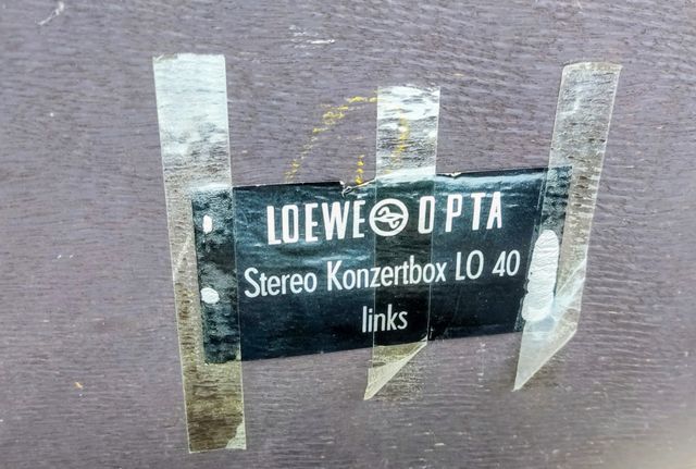 Altavoz vintage madera LOEWE OPTA