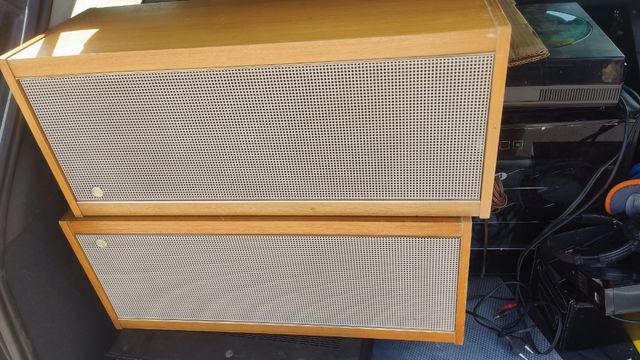 Altavoz vintage madera LOEWE OPTA