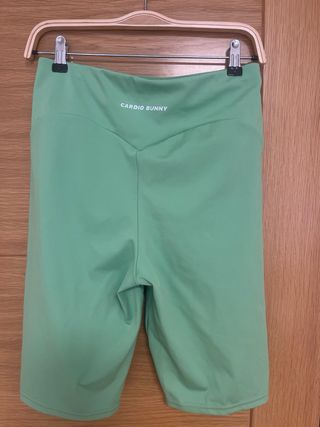 Mallas cortas verdes