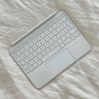 Magic Keyboard Folio Apple