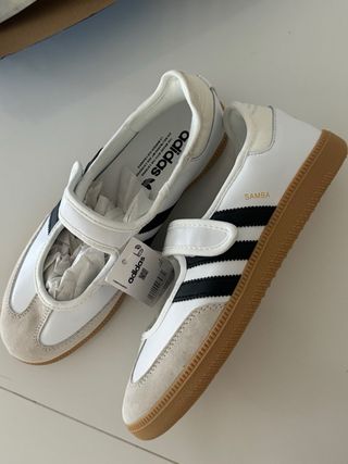 Adidas Jane Bailarinas Beige y Blancas