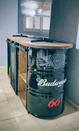 Mueble Bar Nevera Metálico y Madera