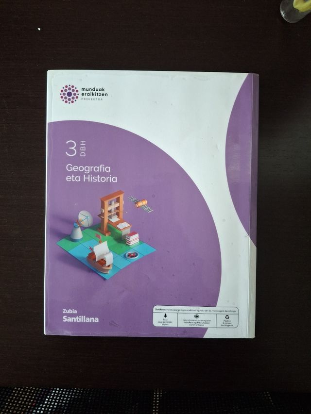 GEOGRAFIA ETA HISTORIA 3 DBH MUNDUAK ERAIKITZEN